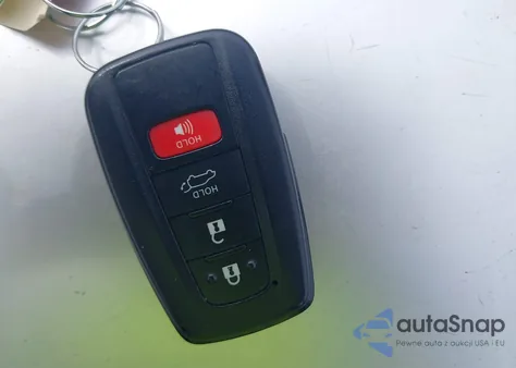 2019 Toyota Rav4 Xle from USA, damaged, VIN JTMP1RFV6KD500954